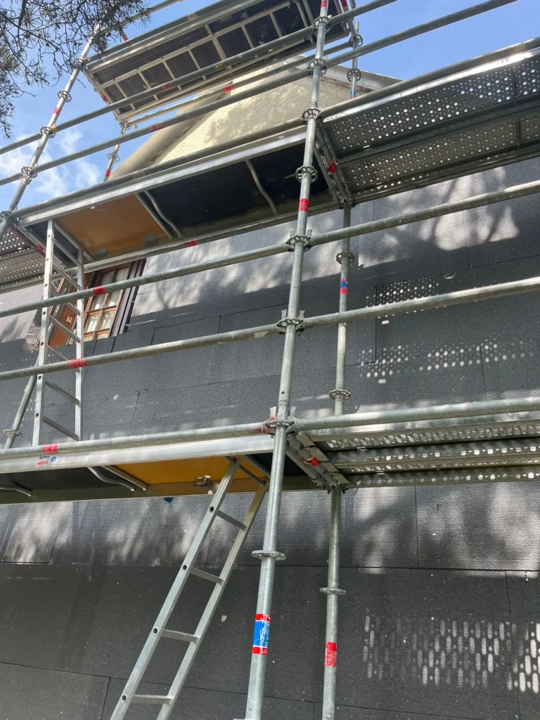 Travaux de construction illustrant l'innovation dans le bâtiment.